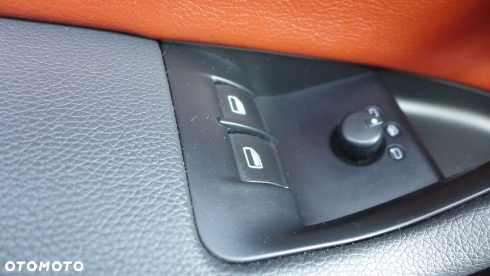 Audi A3 3-drzwiowe 2.0 TDI DPF Quattro Ambition - 16
