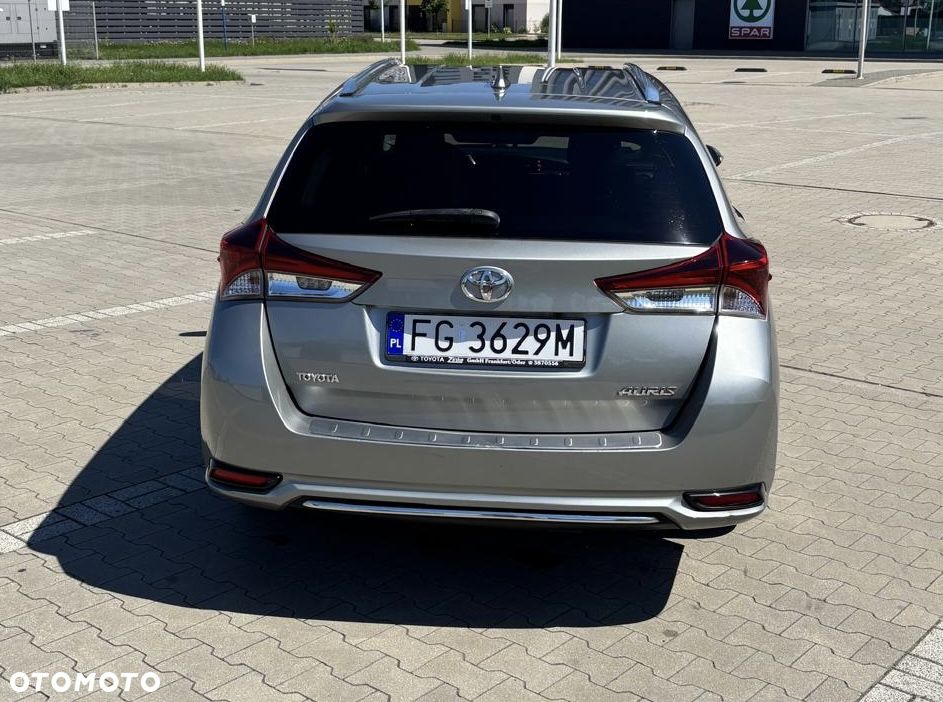 Toyota Auris - 9