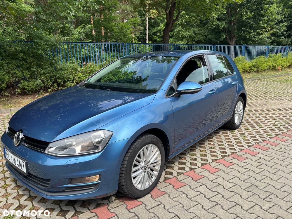 Volkswagen Golf - 1