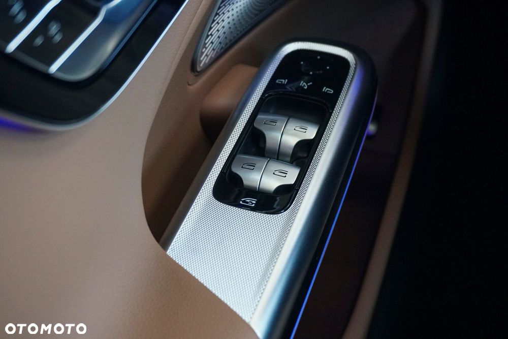 Mercedes-Benz Klasa E 220 d mHEV 4-Matic Exclusive 9G-Tronic - 19