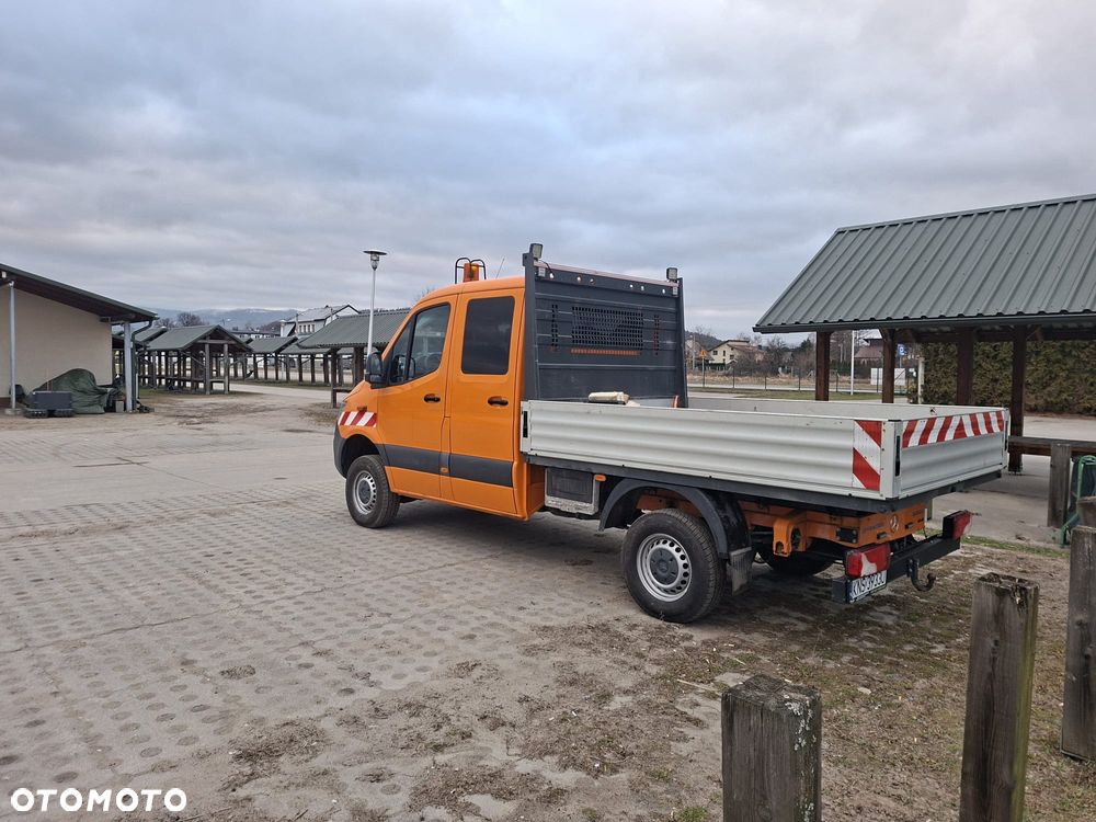 Mercedes-Benz Sprinter - 4