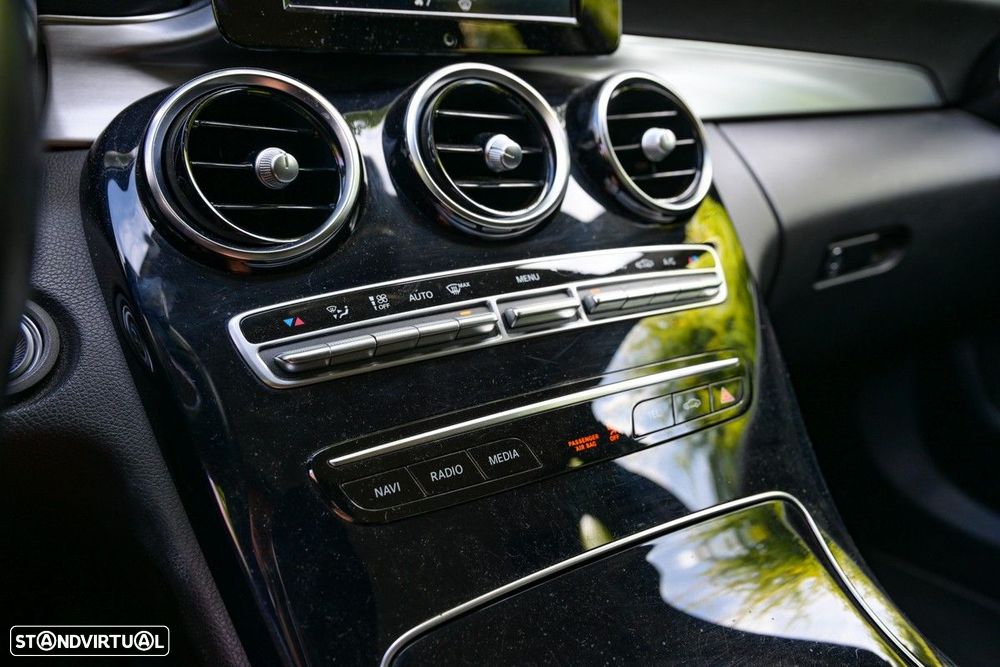 Mercedes-Benz C 200 - 44