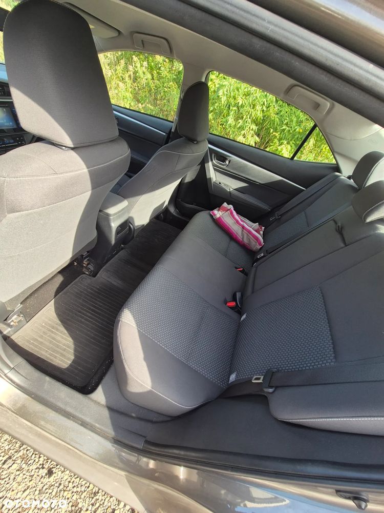 Toyota Corolla 1.6 Comfort - 8
