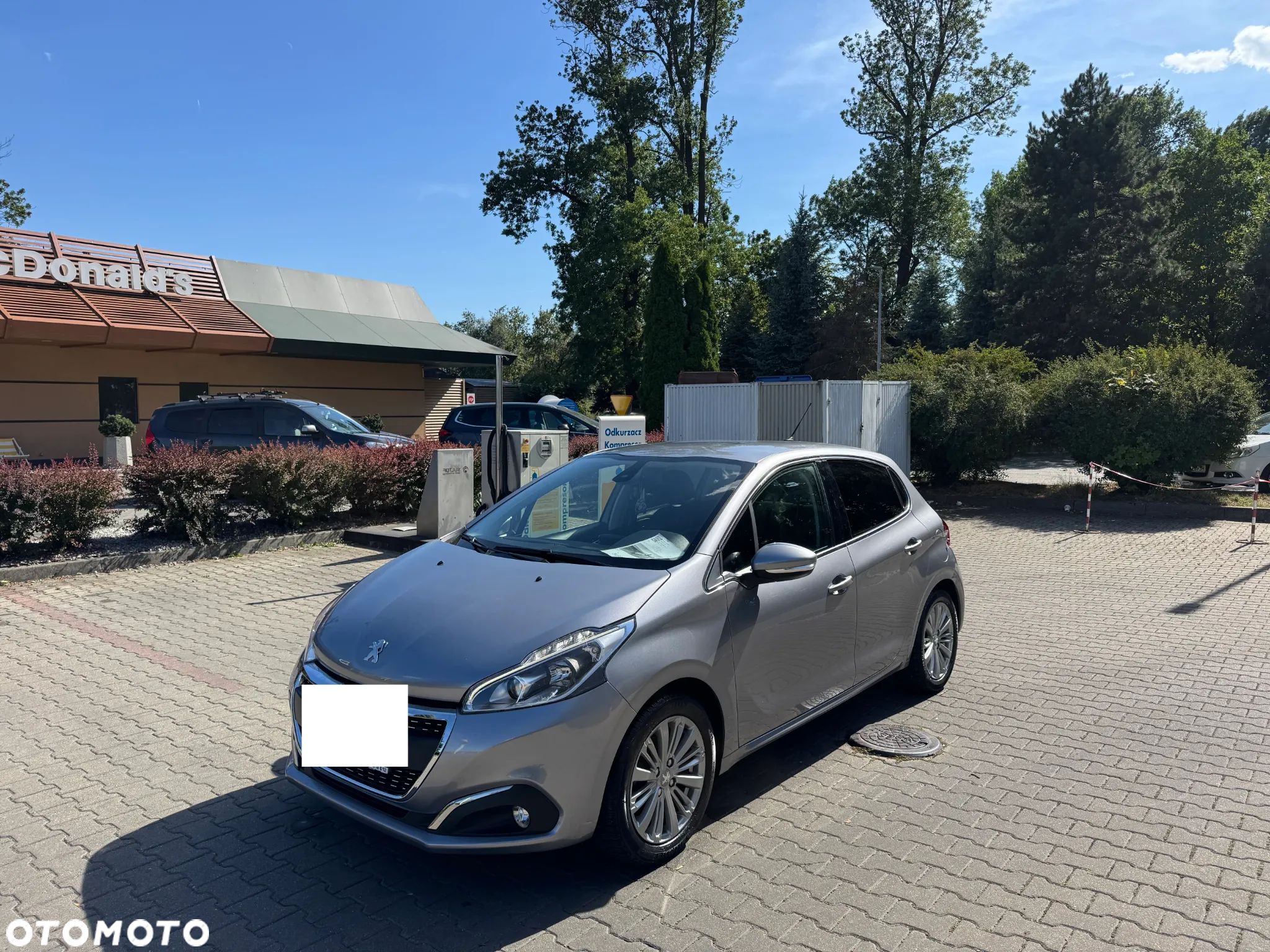 Peugeot 208 1.2 PureTech Allure - 1