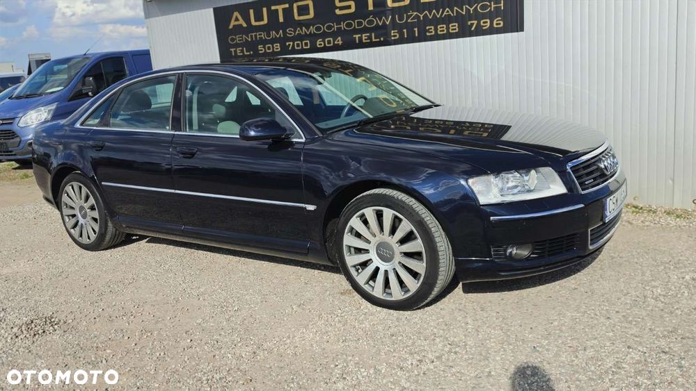 Audi A8 - 32