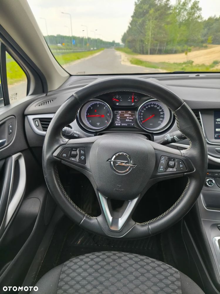 Opel Astra 1.6 CDTI Dynamic - 13
