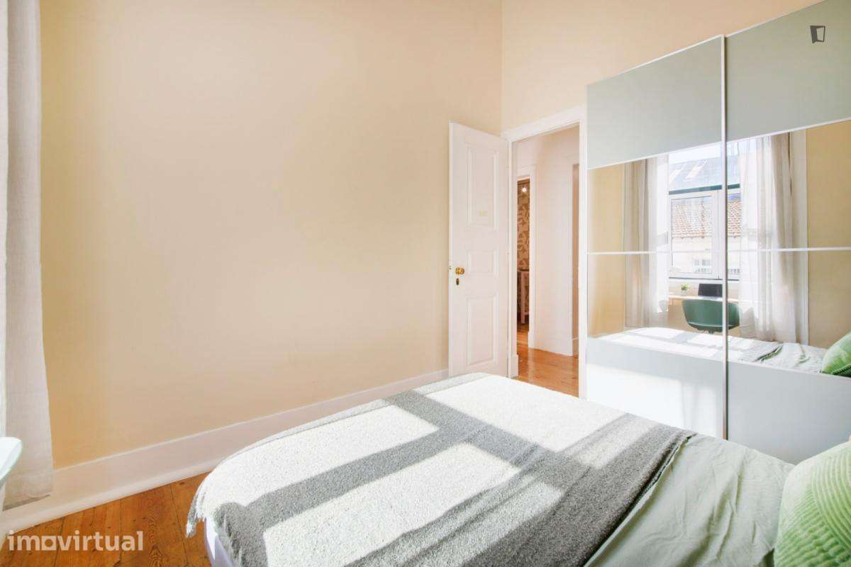 Quarto - localizado em Santos Lisbon - Grande imagem: 3/22