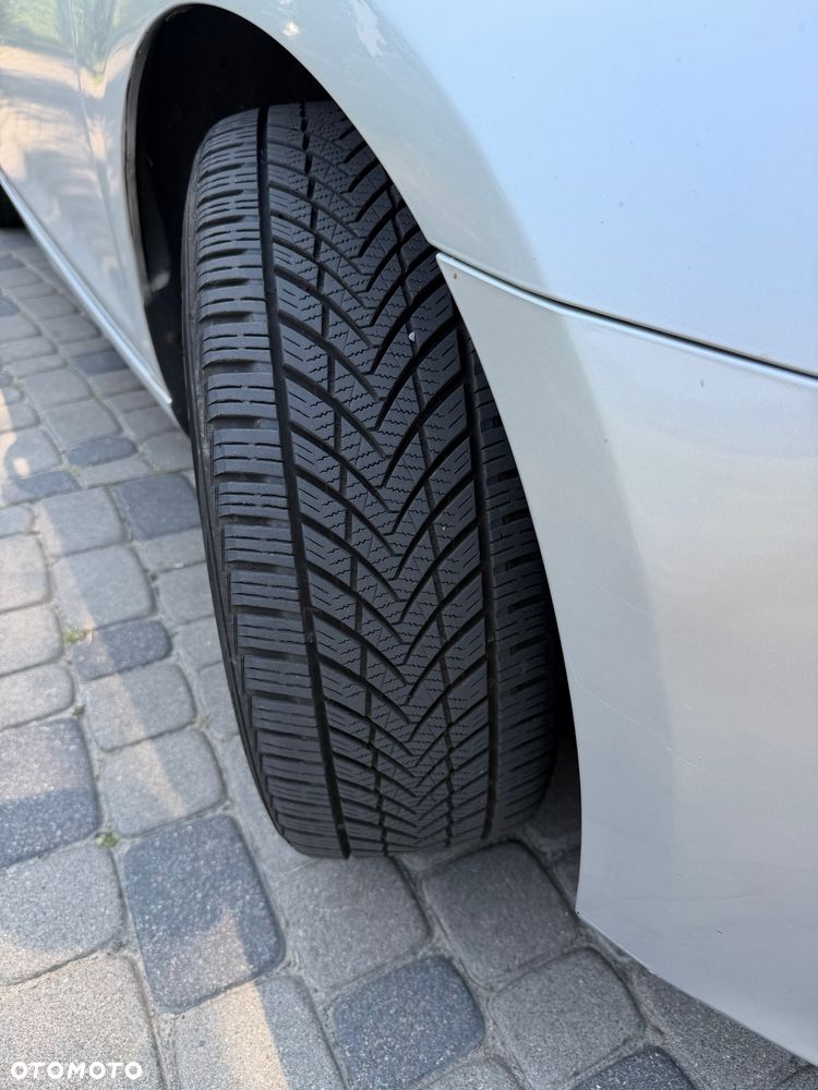 Volkswagen Golf - 14
