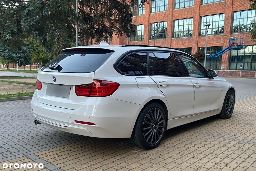 BMW Seria 3 - 17