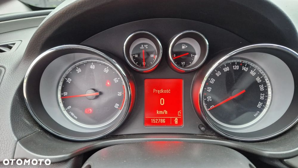 Opel Insignia 1.8 Cosmo - 32