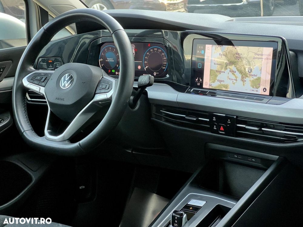 Volkswagen Golf - 9