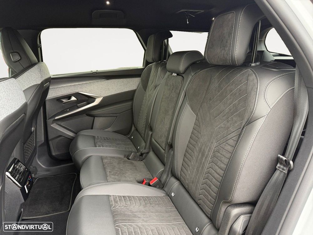 Peugeot E-5008 97 kWh Long Range GT - 14