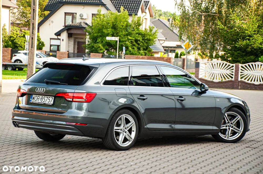 Audi A4 Avant 2.0 TDI Quattro S tronic - 11