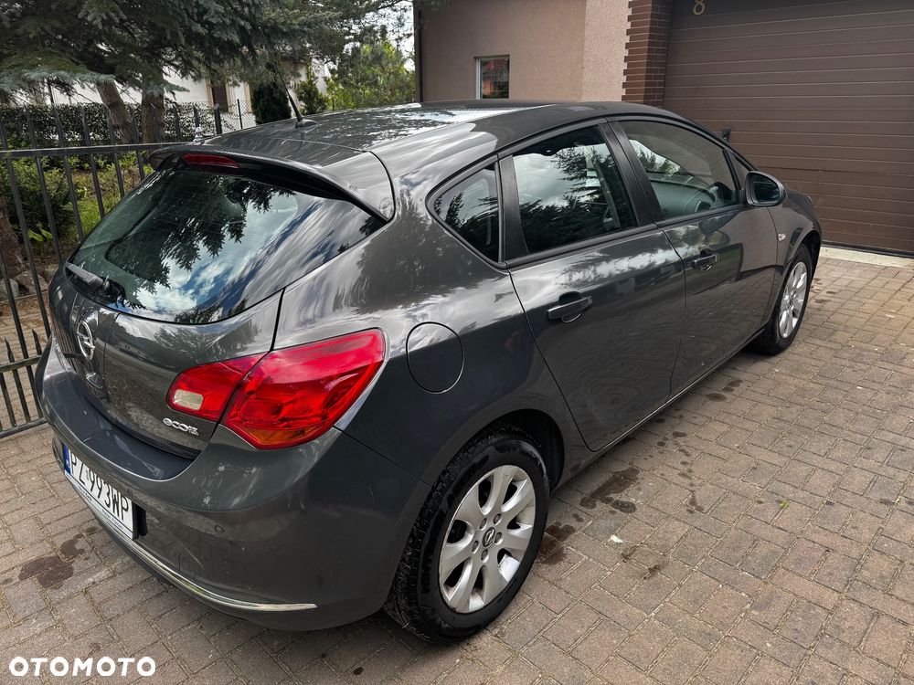 Opel Astra 1.6 CDTI Enjoy - 4