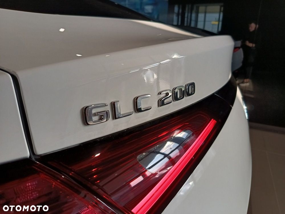 Mercedes-Benz GLC - 21