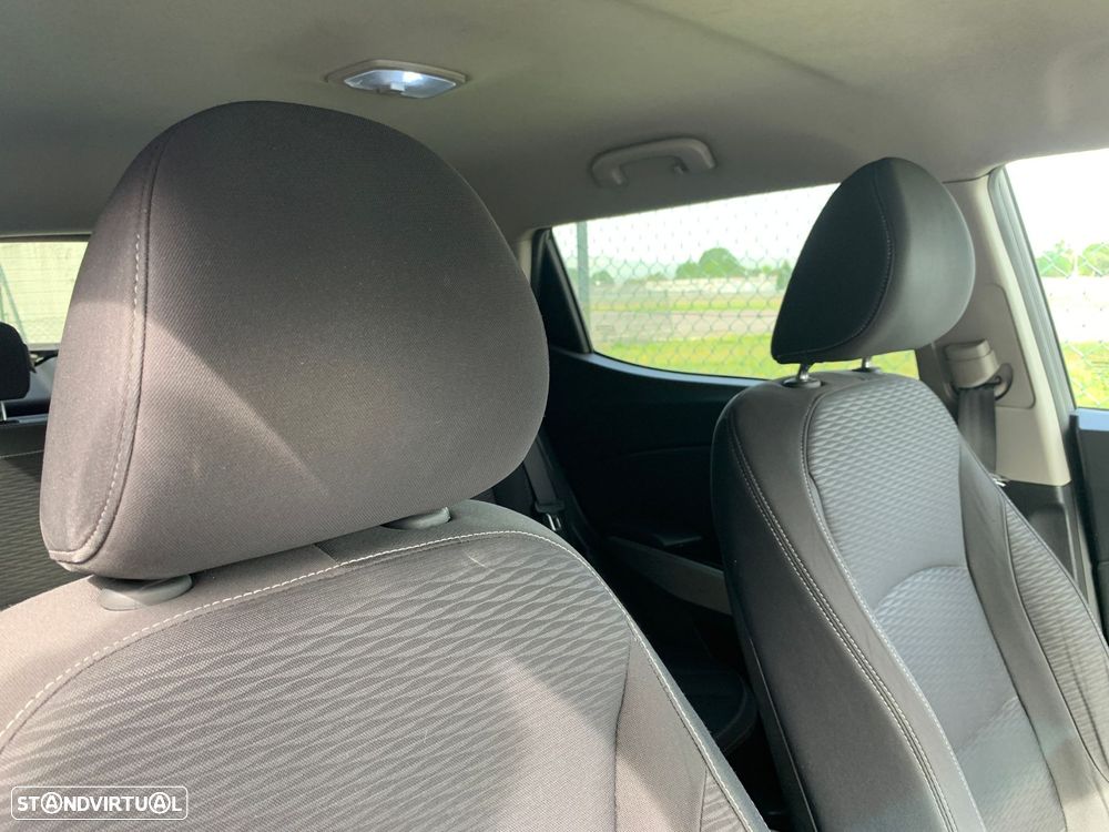 SsangYong Tivoli - 13