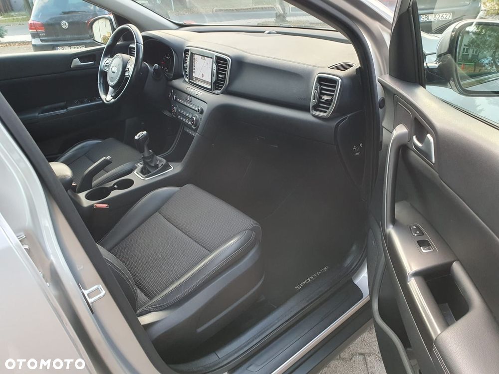 Kia Sportage 1.6 T-GDI AWD VISION - 12