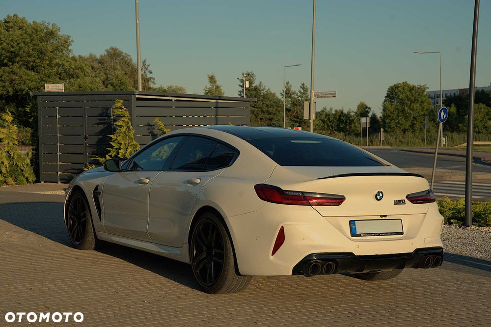 BMW M8 - 4