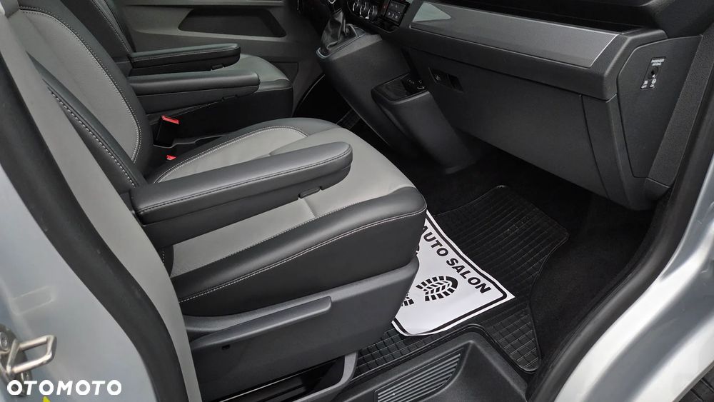 Volkswagen Caravelle 2.0 TDI L2 Highline 4Motion DSG - 11