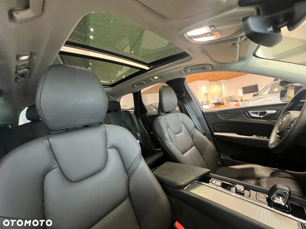 Volvo XC 60 B5 D AWD Geartronic Inscription - 14