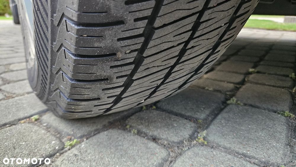 Ford Custom 2,0 TDCI L2 Długi Klima Webasto Kamera Podgrzewana Szyba Hak - 35