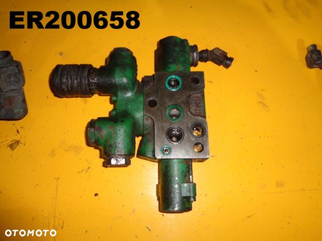 Sekcja blok hydrauliczny John Deere 5615F - 5