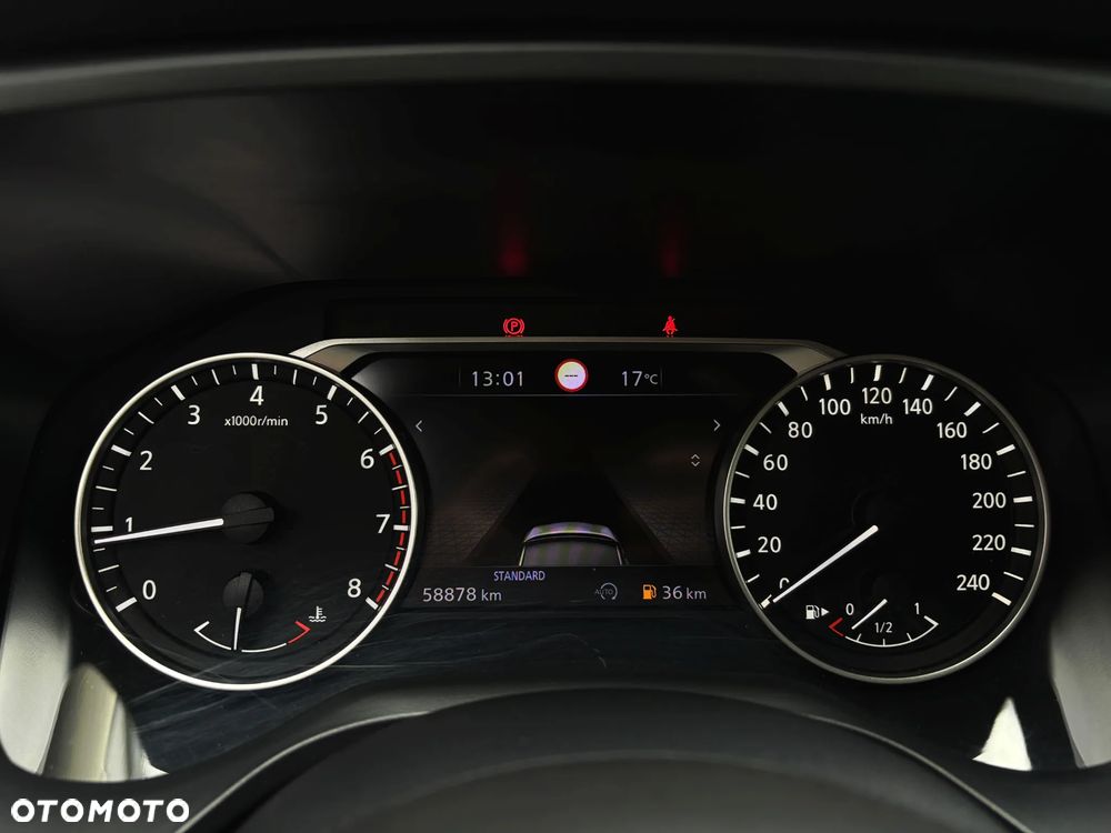 Nissan Qashqai 1.3 DIG-T AKARI - 22