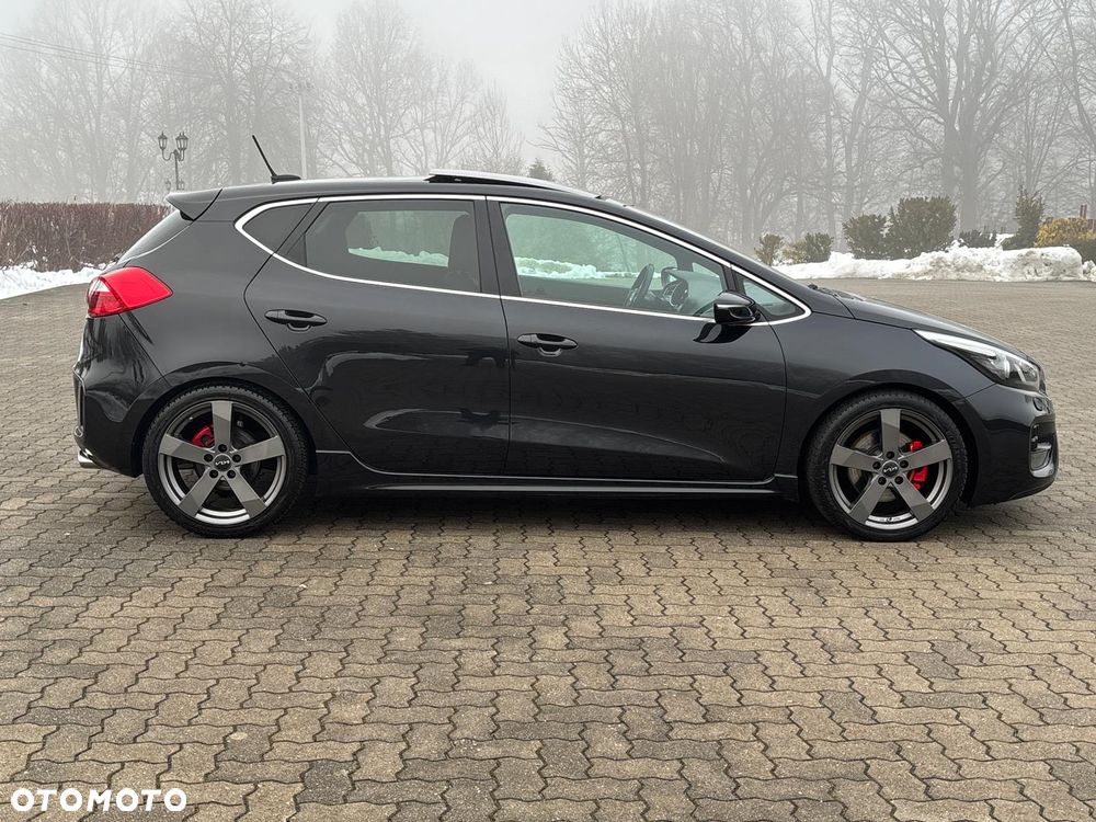 Kia Ceed 1.6 T-GDI GT XL - 6