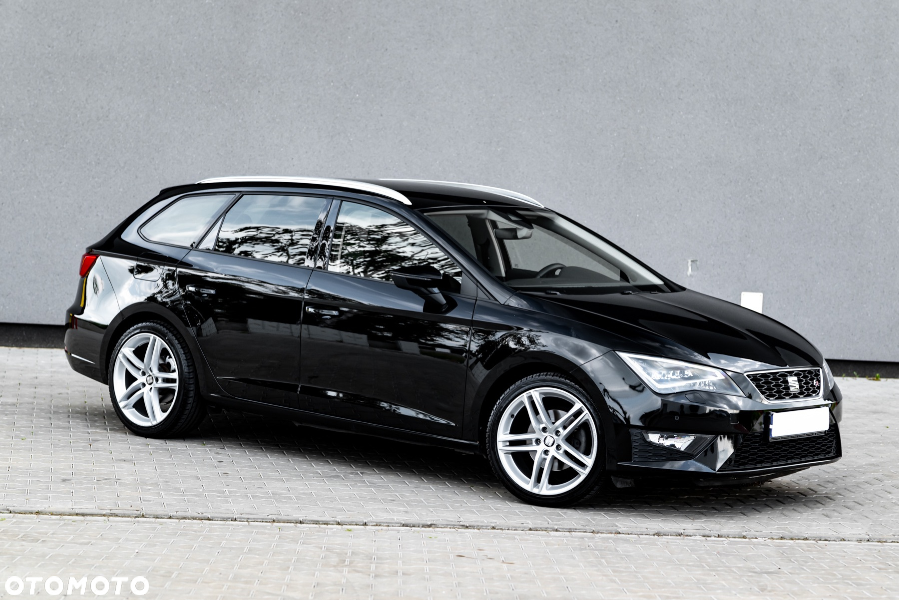Seat Leon ST 1.4 TSI ACT Start&Stop DSG FR - 10