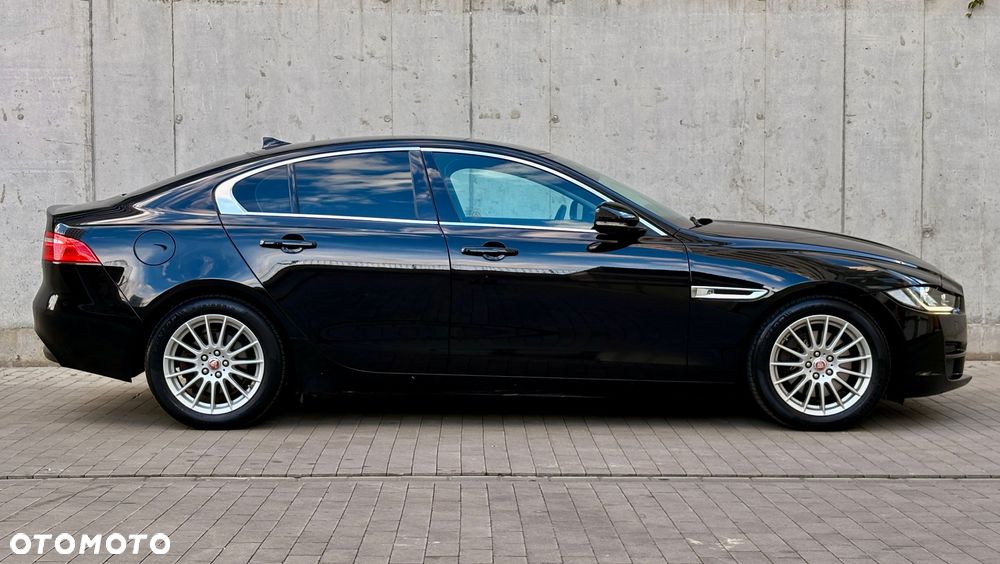 Jaguar XE E-Performance Prestige - 7