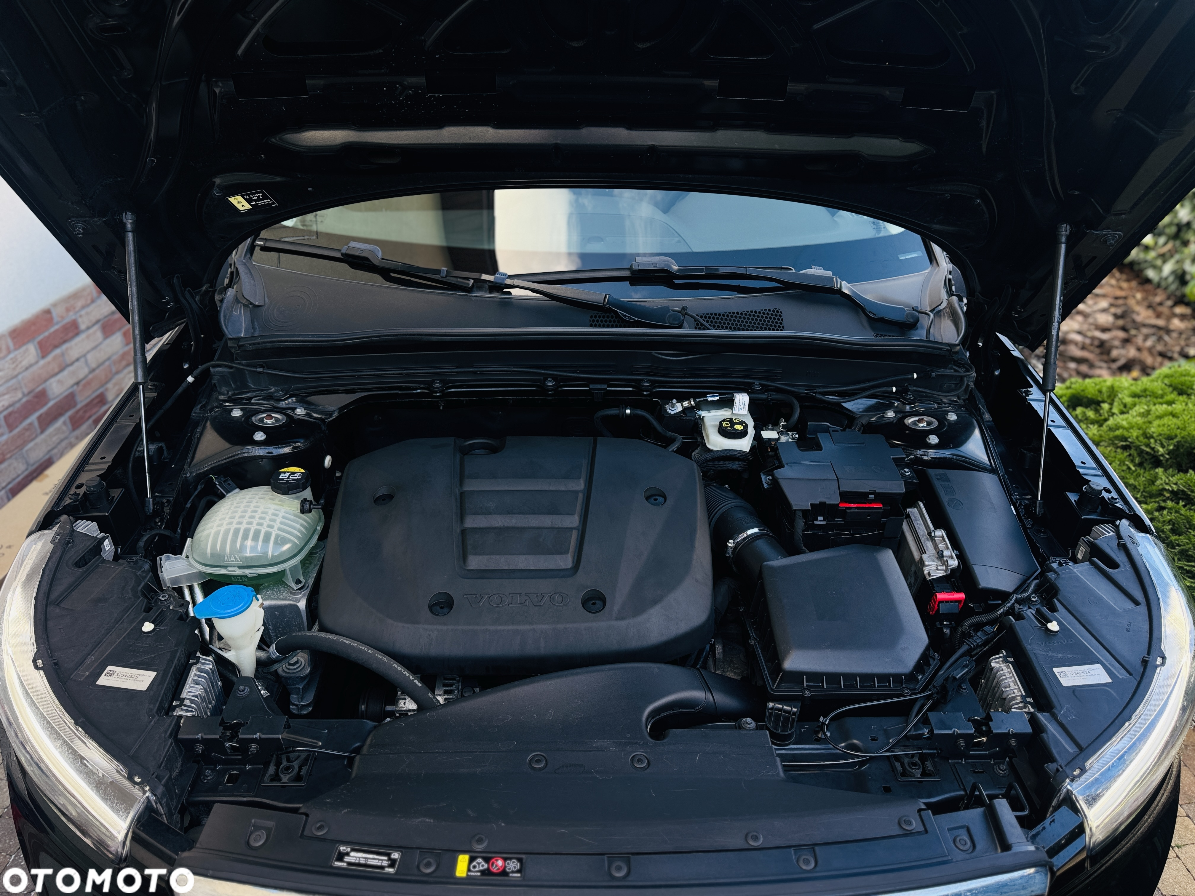 Volvo XC 40 T2 Plus Dark - 38