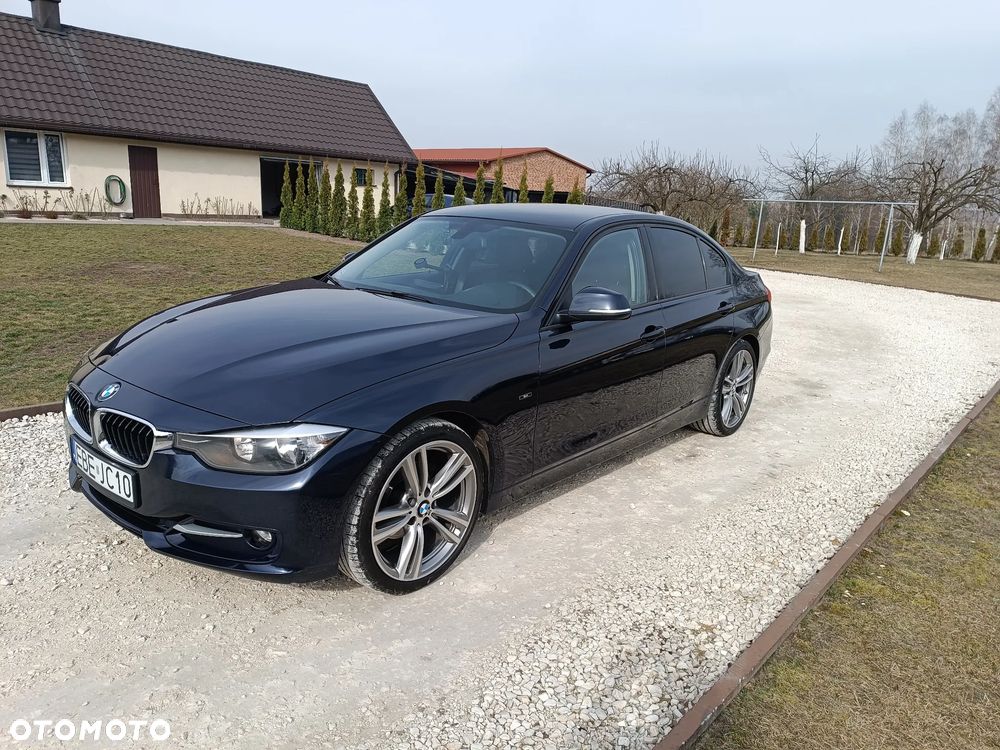 BMW Seria 3 320d Efficient Dynamics Sport Line EU6 - 4