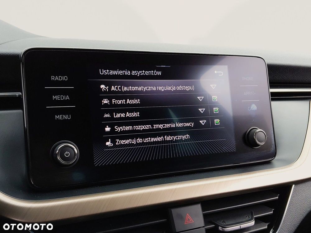 Skoda Scala 1.5 TSI Style DSG - 35