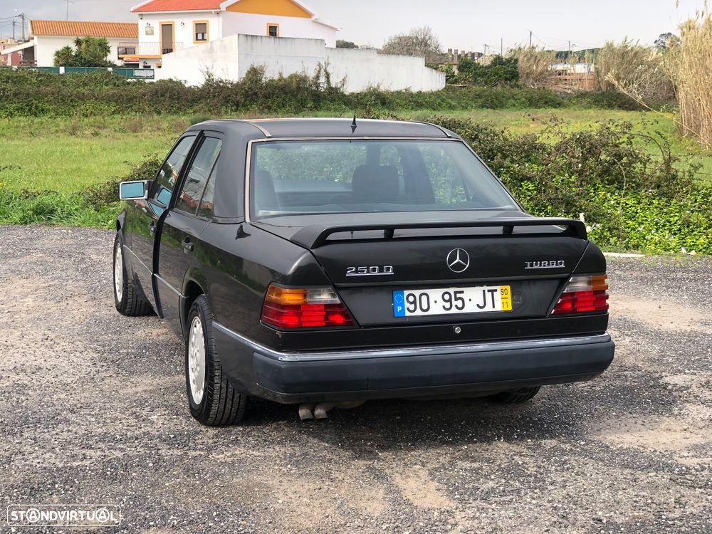 Mercedes-Benz E 250 - 18