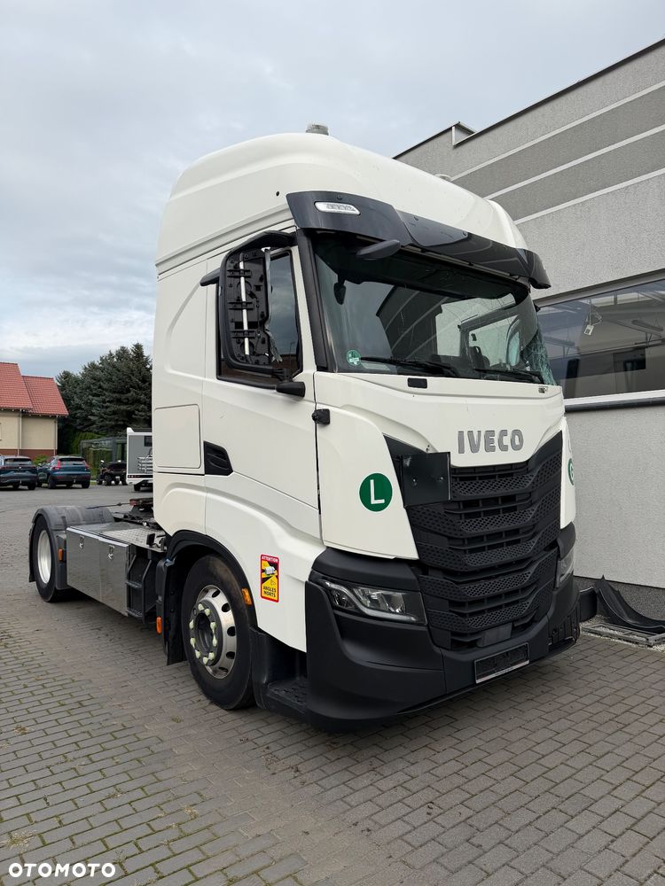 Iveco S-WAY 490 Magirus - 1