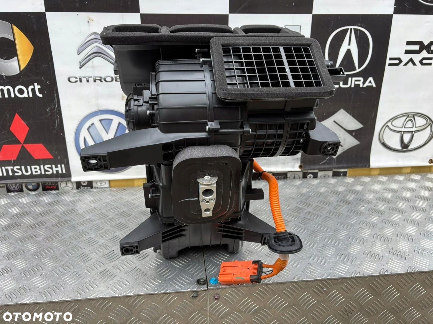 DACIA SPRING NAGRZEWNICA DMUCHAWA KOMPLETNA EUROPA - 4
