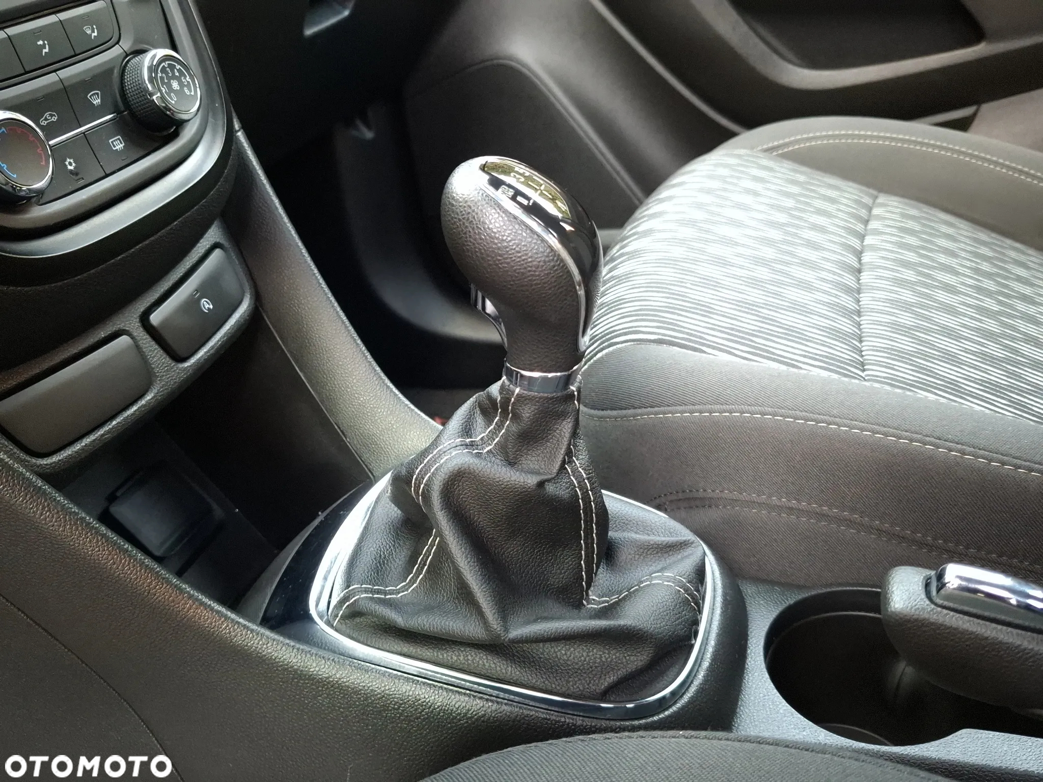 Opel Mokka 1.6 Cosmo S&S - 9