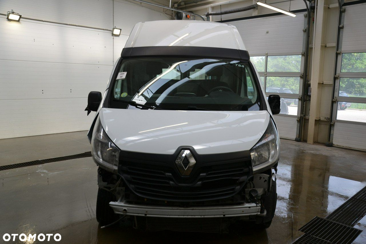 Renault Trafic - 2