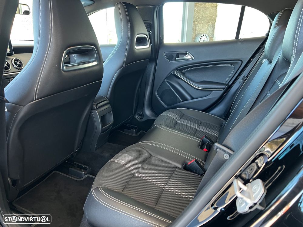 Mercedes-Benz GLA 180 CDI Urban Aut. - 13