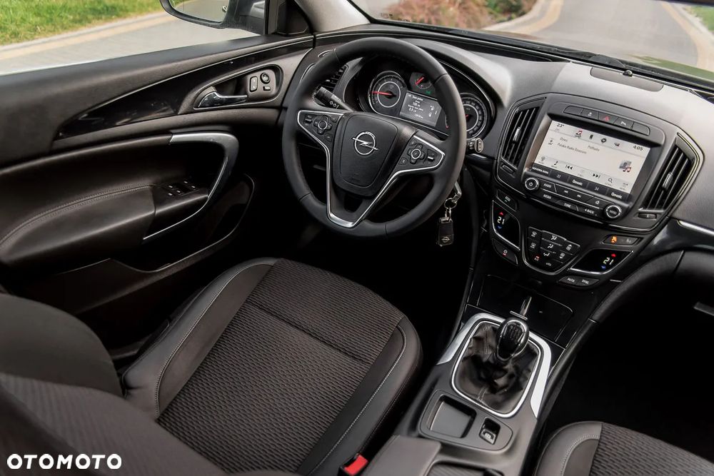 Opel Insignia - 39