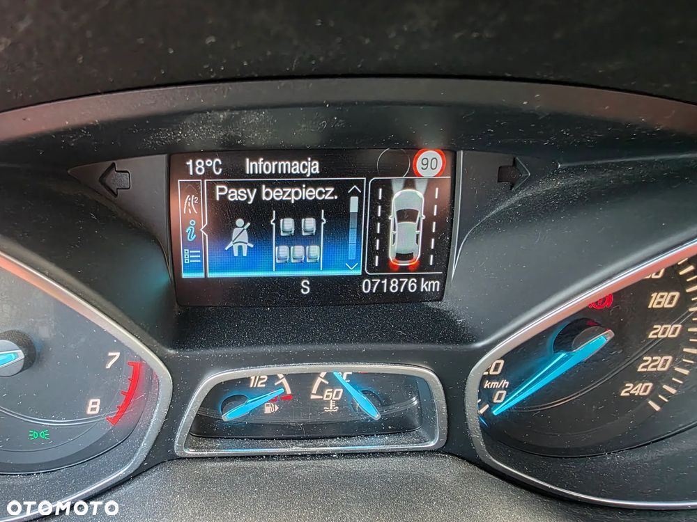 Ford Kuga 1.5 EcoBoost 2x4 Titanium - 12