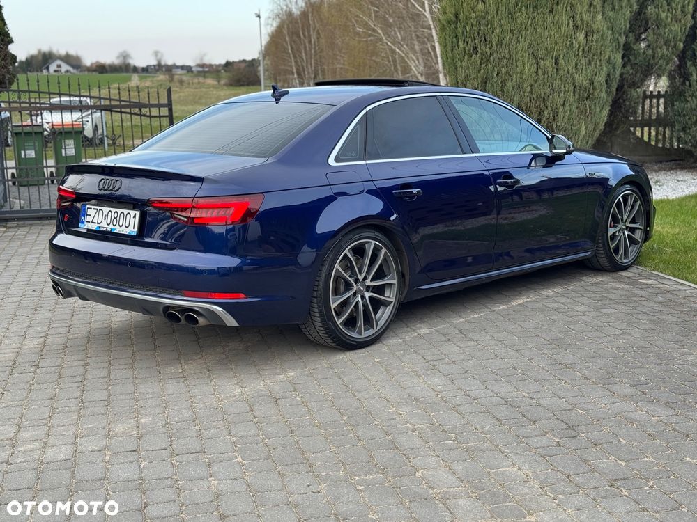 Audi S4 Limousine - 14