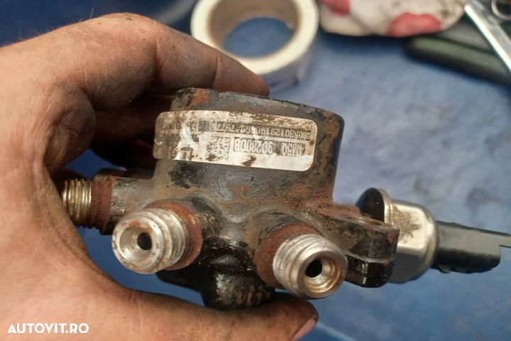 Rampa injectoare 4M5Q90280DB MX1253 Ford Focus 2 [2004 - 2008] - 2