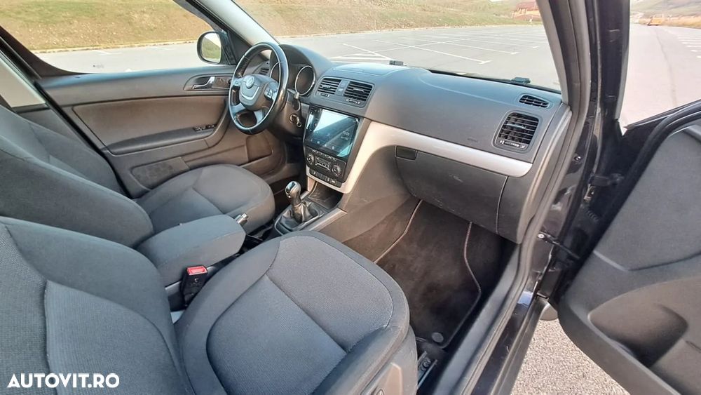 Skoda Yeti 2.0 TDI Elegance Green tec PLUS EDITION - 6