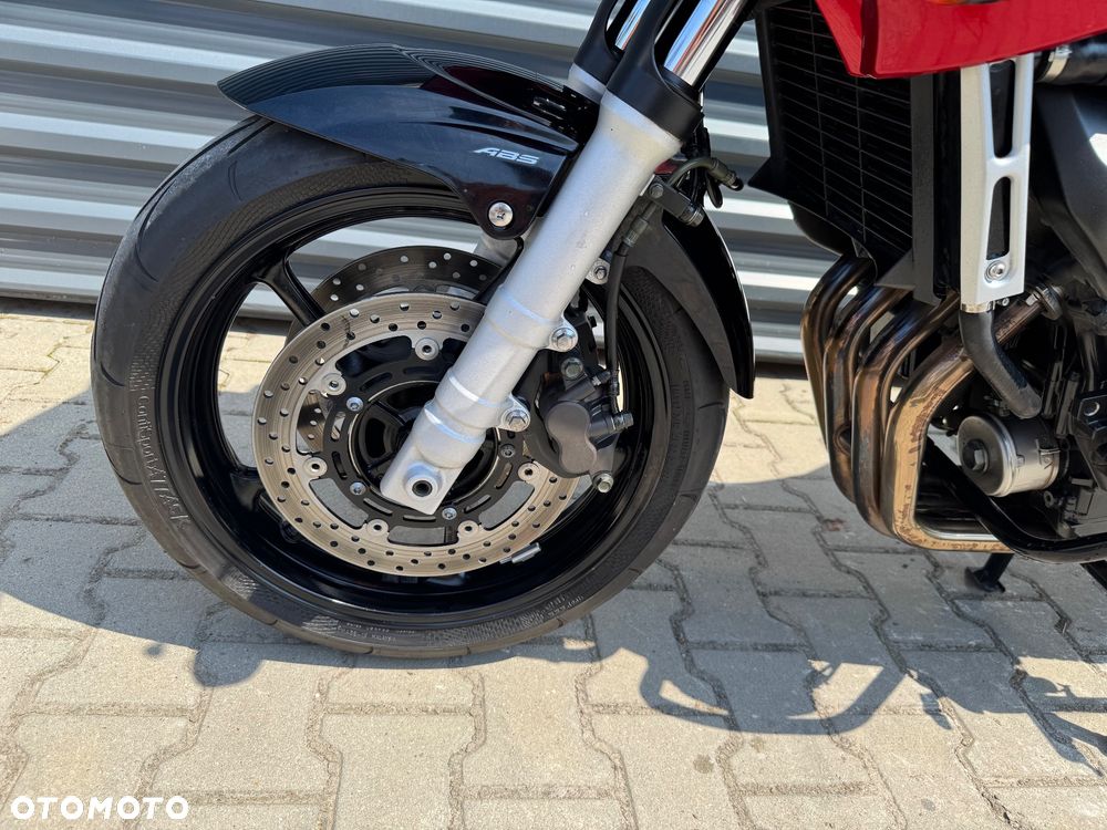Yamaha FZ6 - 19