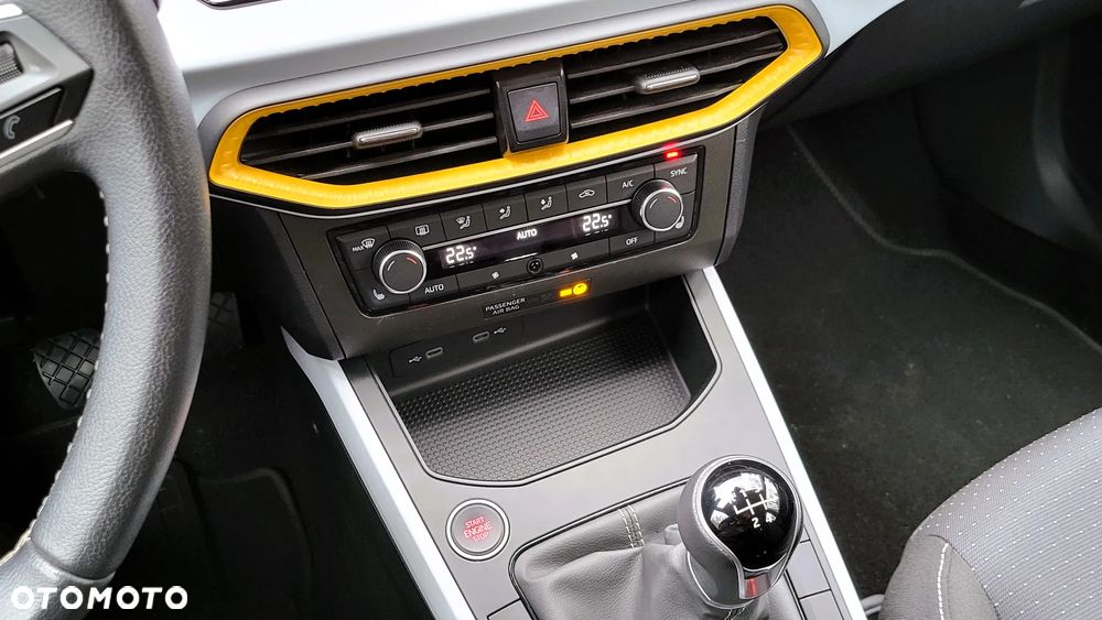 Seat Arona 1.0 Eco TSI Style - 9