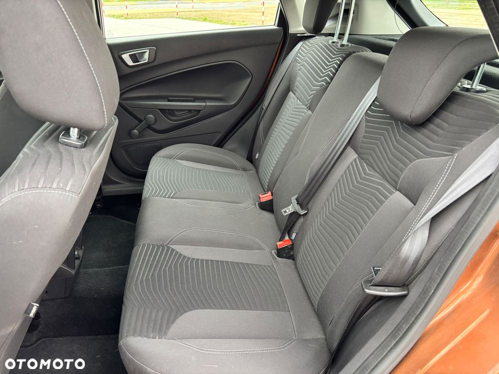 Ford Fiesta 1.0 EcoBoost Titanium - 12