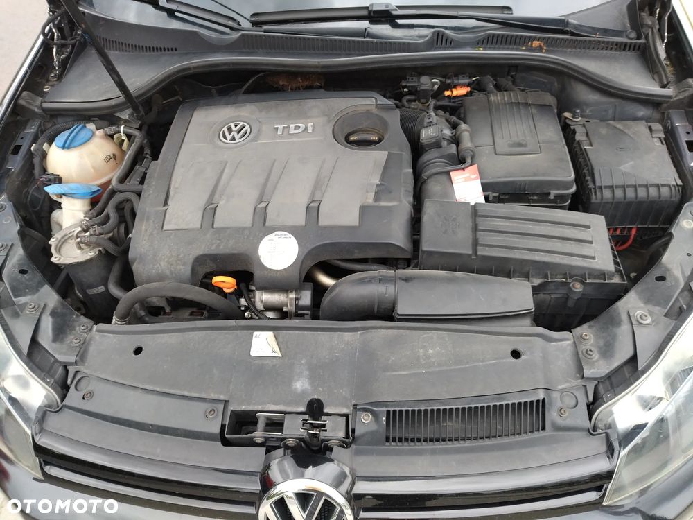 Volkswagen Golf 1.6 TDI Comfortline - 11