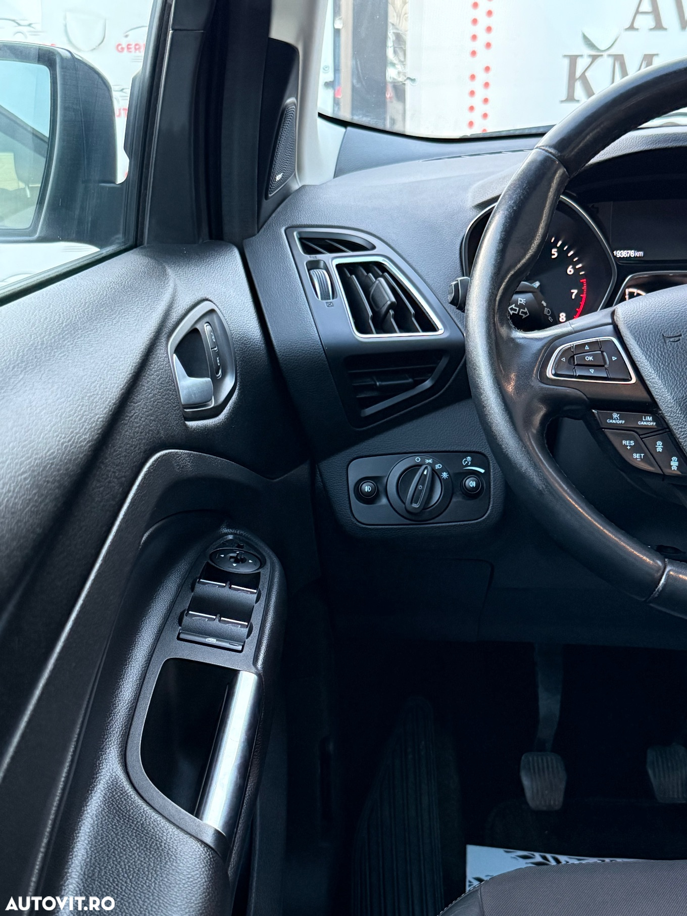 Ford Kuga 1.5 EcoBoost 2WD Trend - 15
