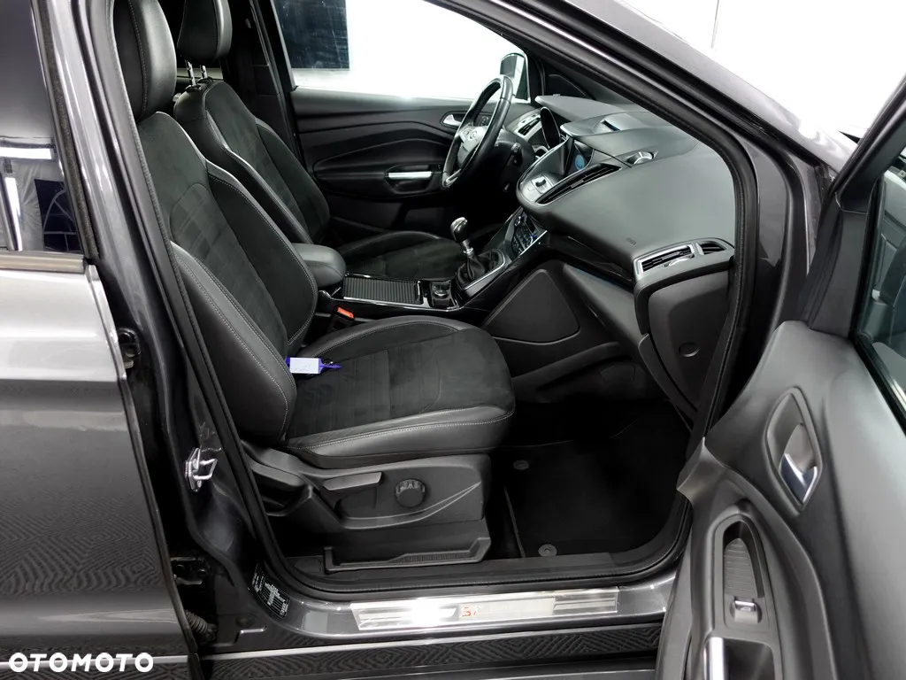 Ford Kuga 2.0 TDCi AWD ST-Line Black - 7
